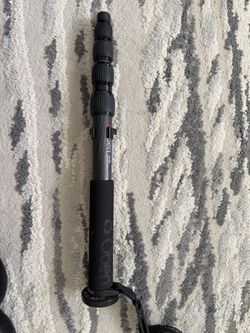 New Open-Box Oben CTM-2500 5-Section Carbon Fiber Monopod