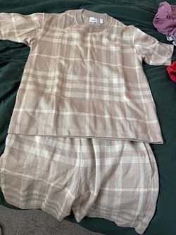 Men’s Burberry Sweater Short Set size M