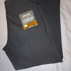 Haggar Men Premium Comfort Dress Pant Classic Fit 38x30 Black Wrinkle Free