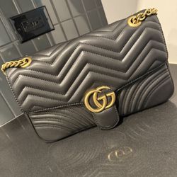 Black Handbag Like New