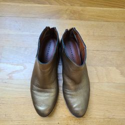 Lucky Brand Belvva Women's Size 8 Shoes bronze Gold Metallic Leather Zip Ankle Bootie

