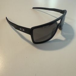 Oakley Sunglasses 