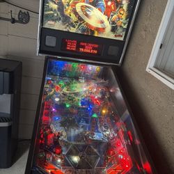 Avengers  Pinball  Machine 