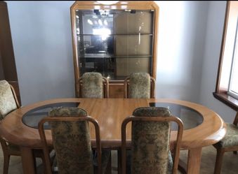 Dining Table Set