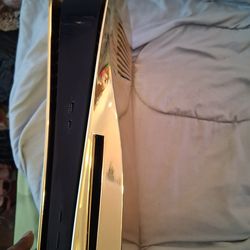 Ps5 gold  1 tb with extra 2tb internal storage