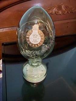 Green Glass Etched Clear Egg Shape With Lights Battery Powered Comes With Batteries
