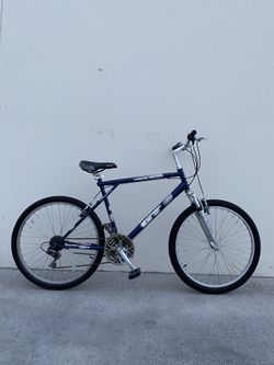 GT BIKE /SIZE TIRES 26” /SIZE FRAME LARGE 