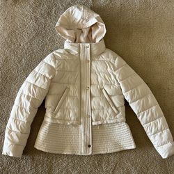 NEW White House Black market women offwhite Hooded Puffer Jacket size S