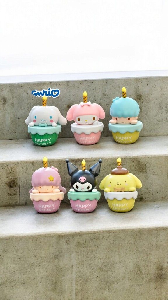 Sanrio 6 Piece Hello KITTY and Friends Cake Toppers