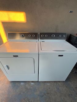 MAYTAG Washer And Dryer Electric SET
