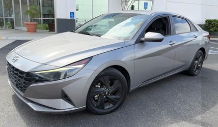 2022 Hyundai Elantra