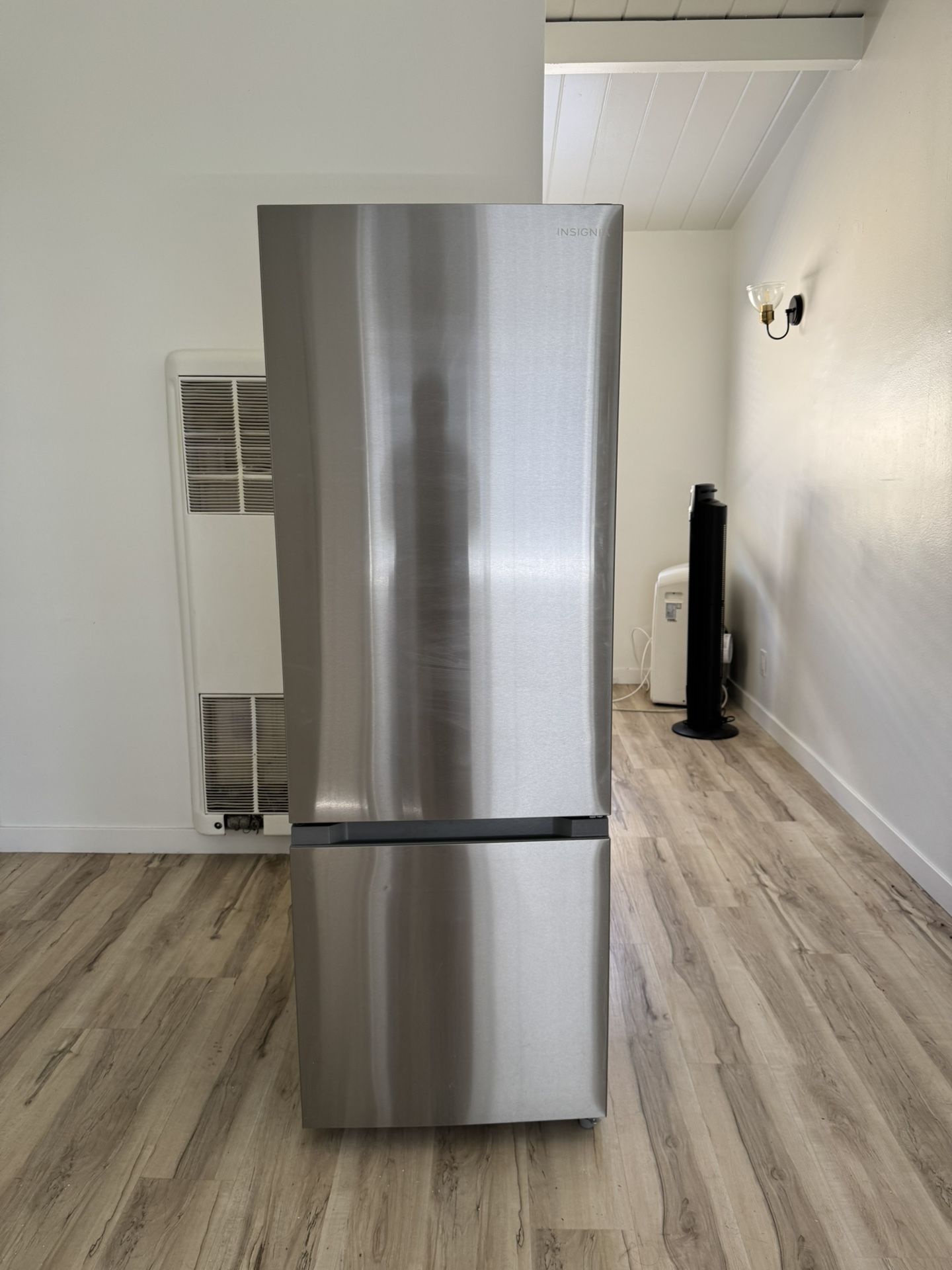 Insignia Refrigerator 11.5 Cu. Ft.  Stainless Steel
