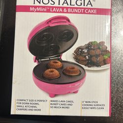 Nostalgia / MyMini- LAVA & BUNDT CAKE MAKER / NEW - Read Below ⬇️