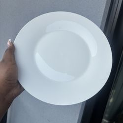 Brand new glasses And plates And Gold Charger Plates For Events 