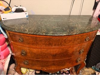 Marble top vintage 3 drawer chest