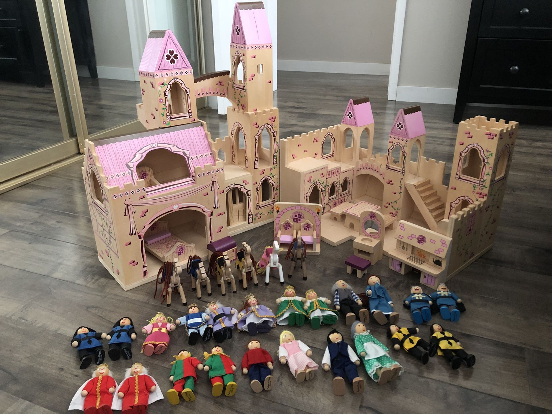 Melissa & Doug Wooden Castle and Accessories
