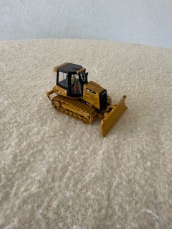 Cat D5K2 Die Cast Replica