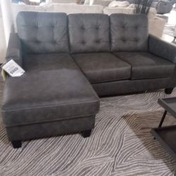 Sleeper Sectional With Chaise ( Ask For Jose) Se Habla Español