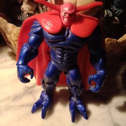 1995 X Men Brime Love Metal Head Skull Fire Blood Hawk Action Figure.