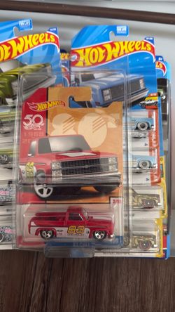 Hot Wheels Target Exclusive 50th Anniversary ‘83 Chevrolet Silverado