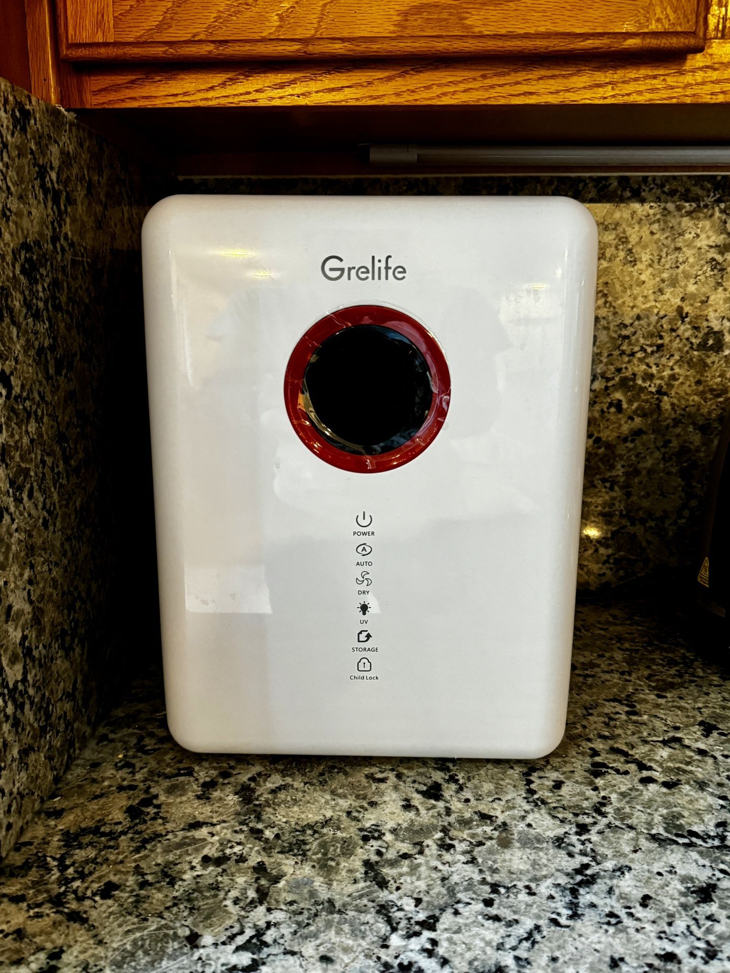 Grelife UV Sterlizer and Dryer for Baby Bottles