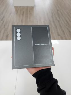 Samsung Galaxy Z Fold 8 Ultra Brand New🔥