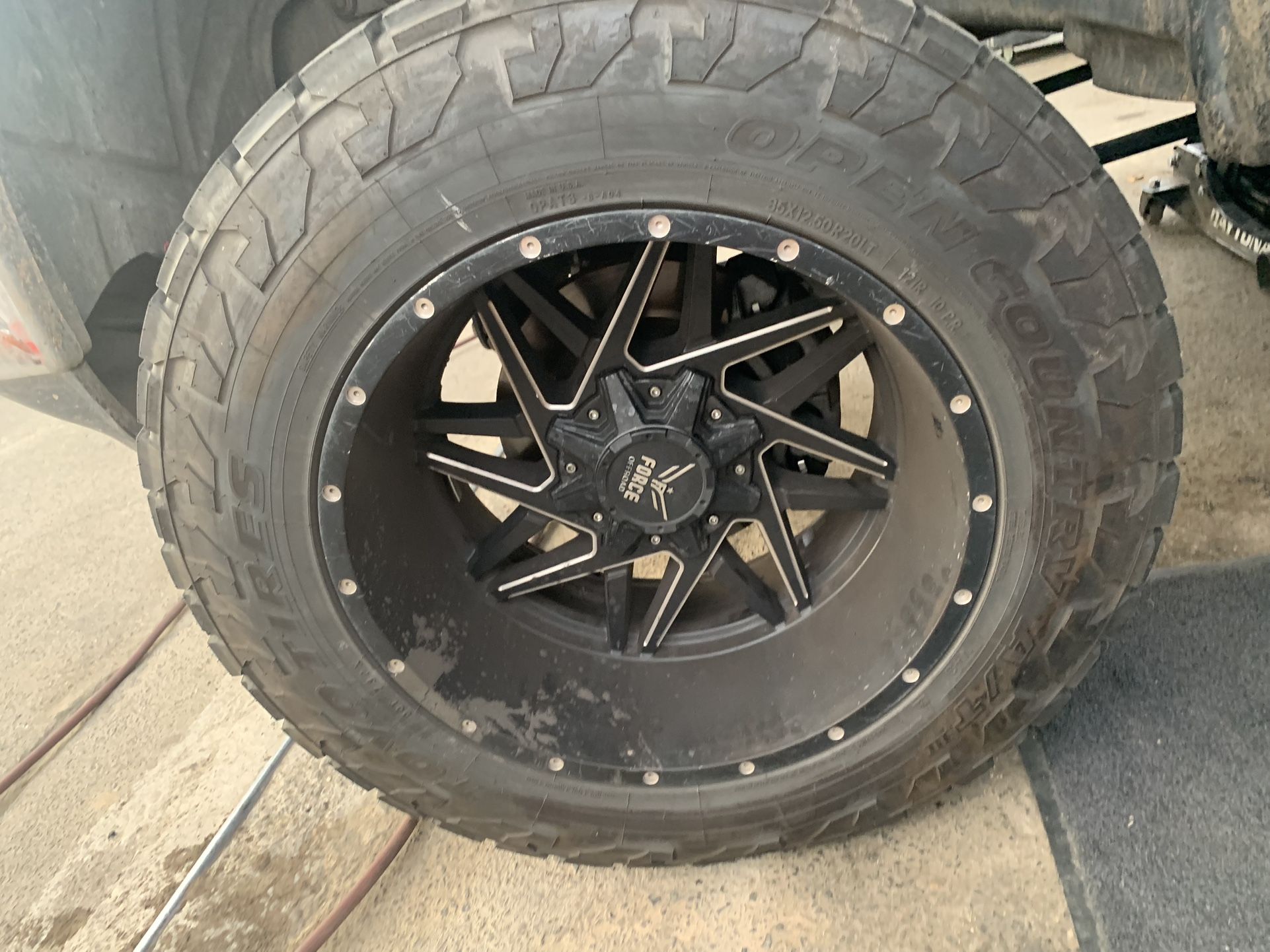 5x139.7 5x135 Universal 5 Lug Wheels 20s for Sale in Selma, CA OfferUp