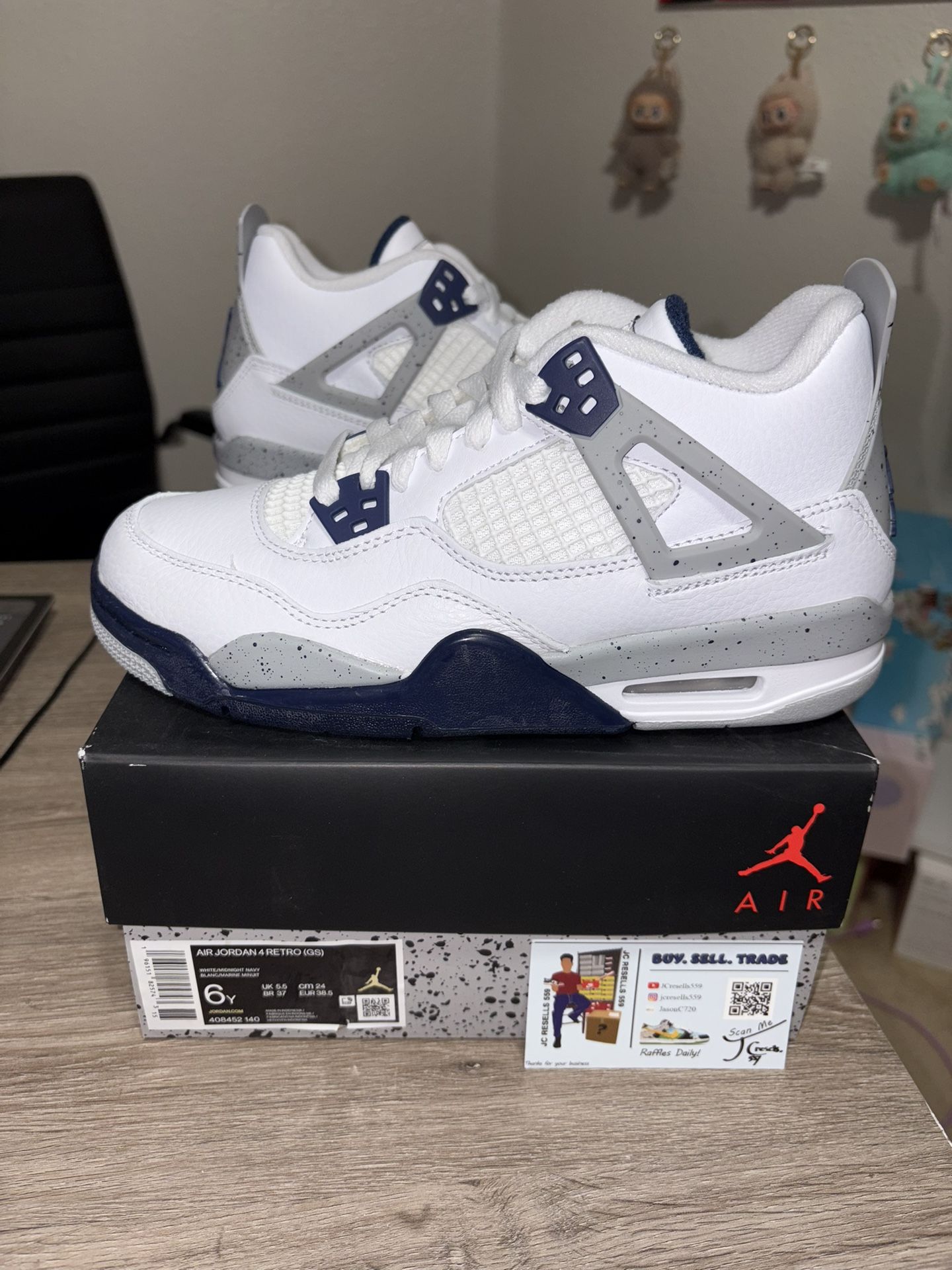 Size 6Y / 7.5W - Air Jordan 4 Retro Mid Midnight Navy
