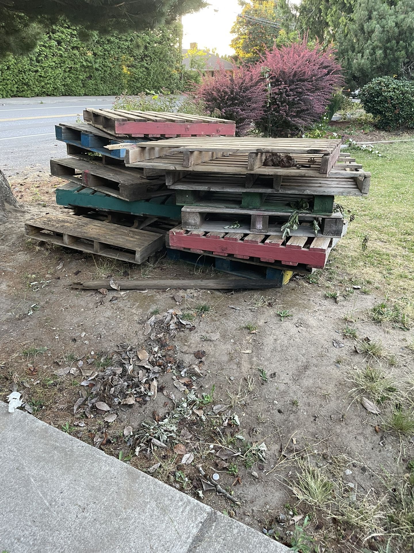 Free Pallets