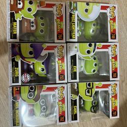 Funko Pop Toy Store Alien Remix
