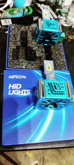These lights go to Audi  Jeep  Ford Lincoln they go to a lot of different cars brand new HID headlights $35