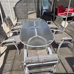 Patio Table With 6 Aluminum Chairs