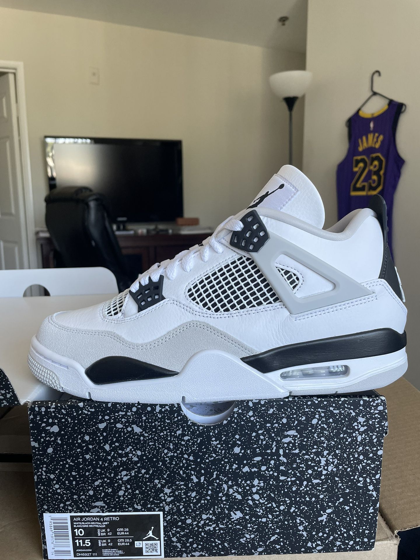 Jordan 4 Retro Military Black . Brand New DS Size 10 Men . No Trades