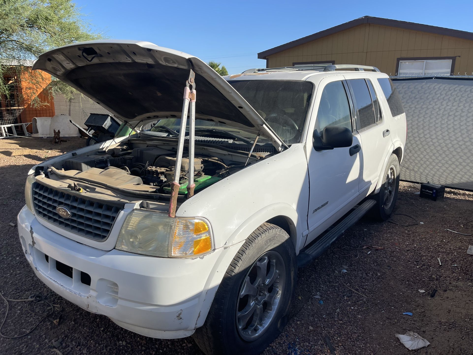 2004 Ford Explorer