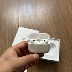 Air Pods Pro Gen 2 Noise Cancellation 
