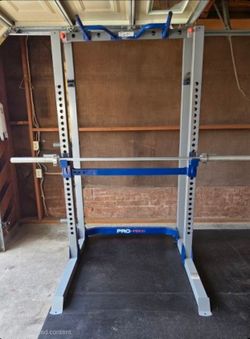 Fitness Gear Pro Rack HR600  and weight bar