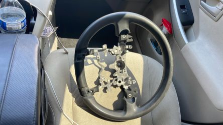 2010-2015 Toyota Prius (Gen 3) Steering Wheel – OEM