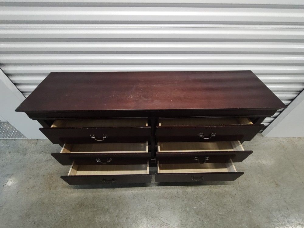 Wood Dresser, Free Delivery👍