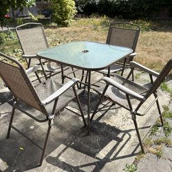 Outdoor Patio Set – $20 (Whole Set)