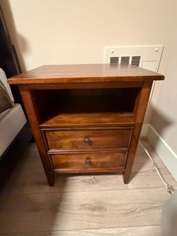 Side table - 2 Drawer