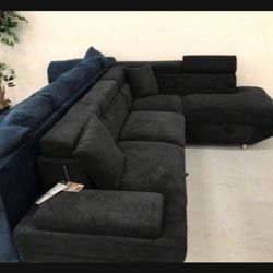 FOA Pull out Sleeper Black Foreman Sectional 🖤 New Brand 👍 Showroom Available ✌🏻