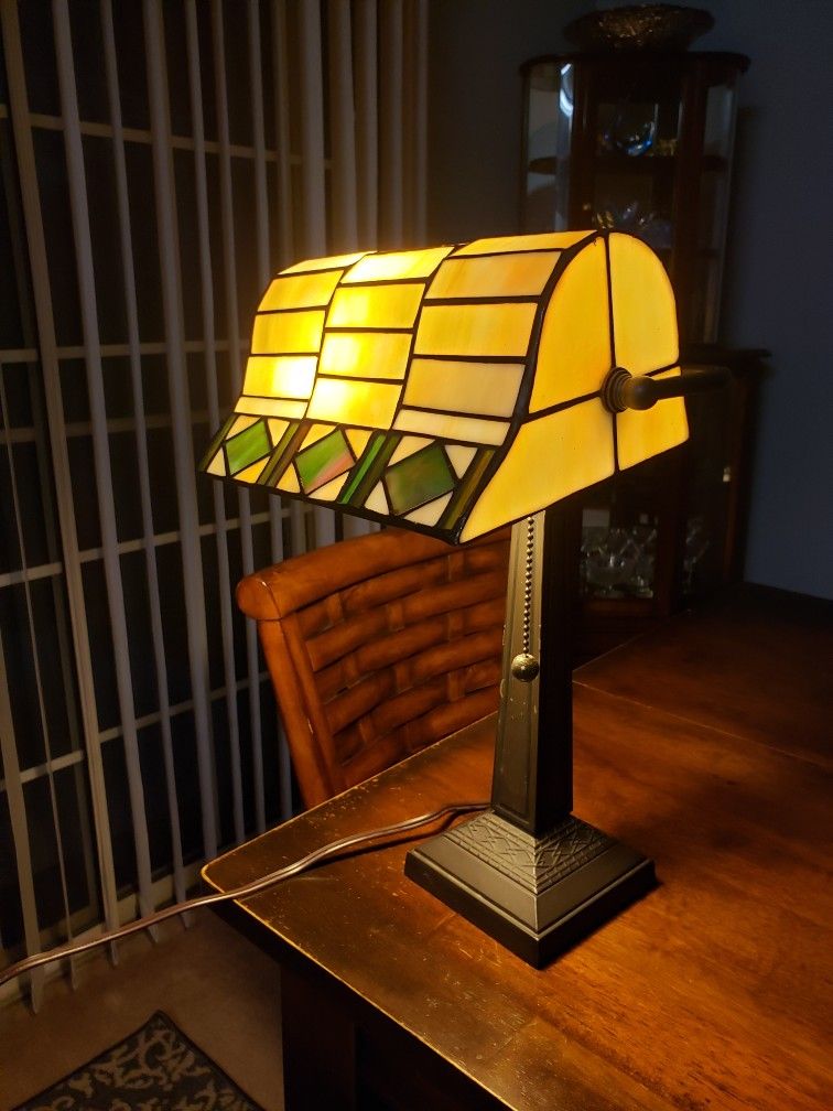 Stained Glass Banker's Lamp Desk Lamp 