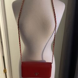 Beautiful Red Should Bag