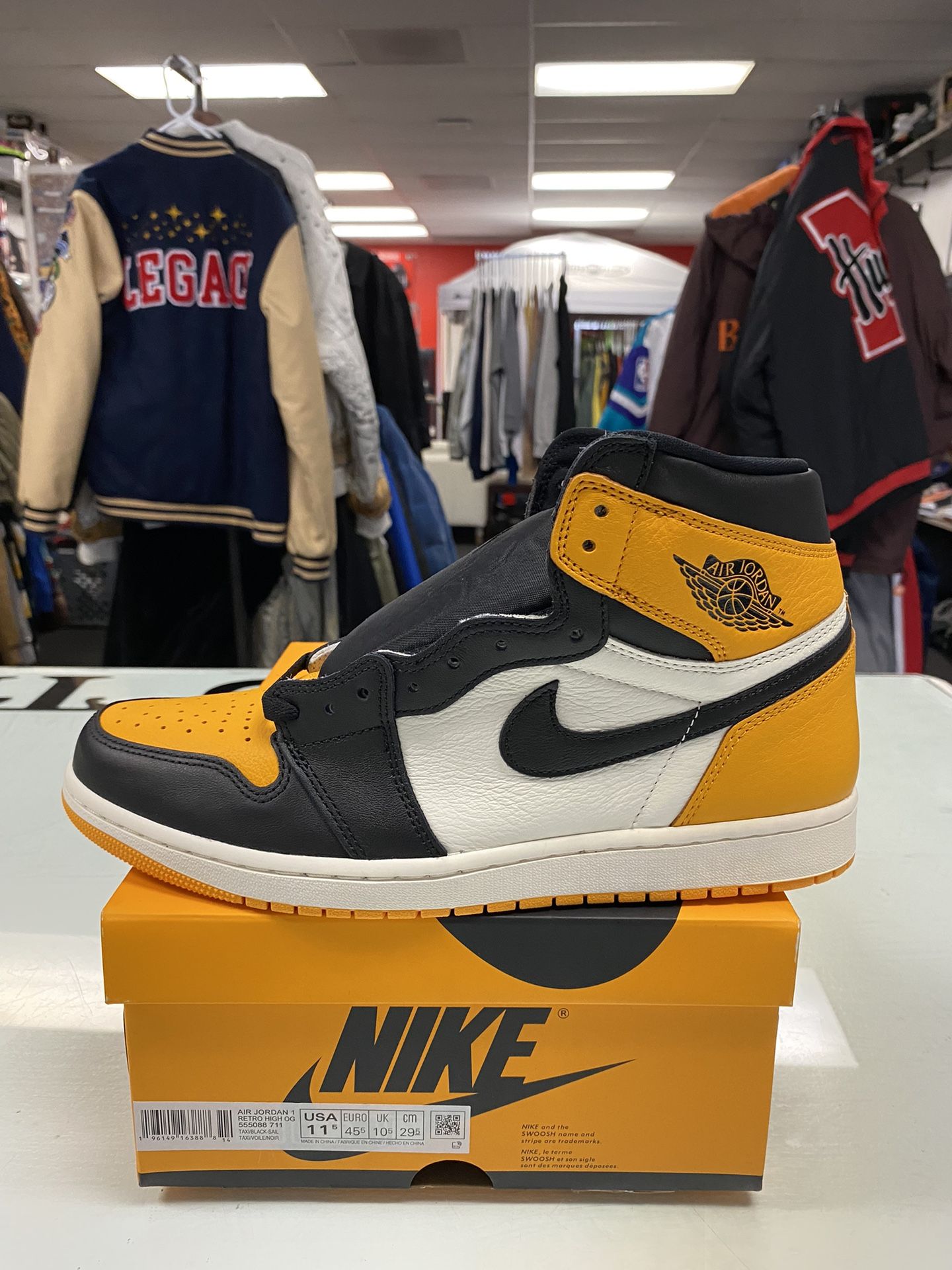 Air Jordan 1 Taxi