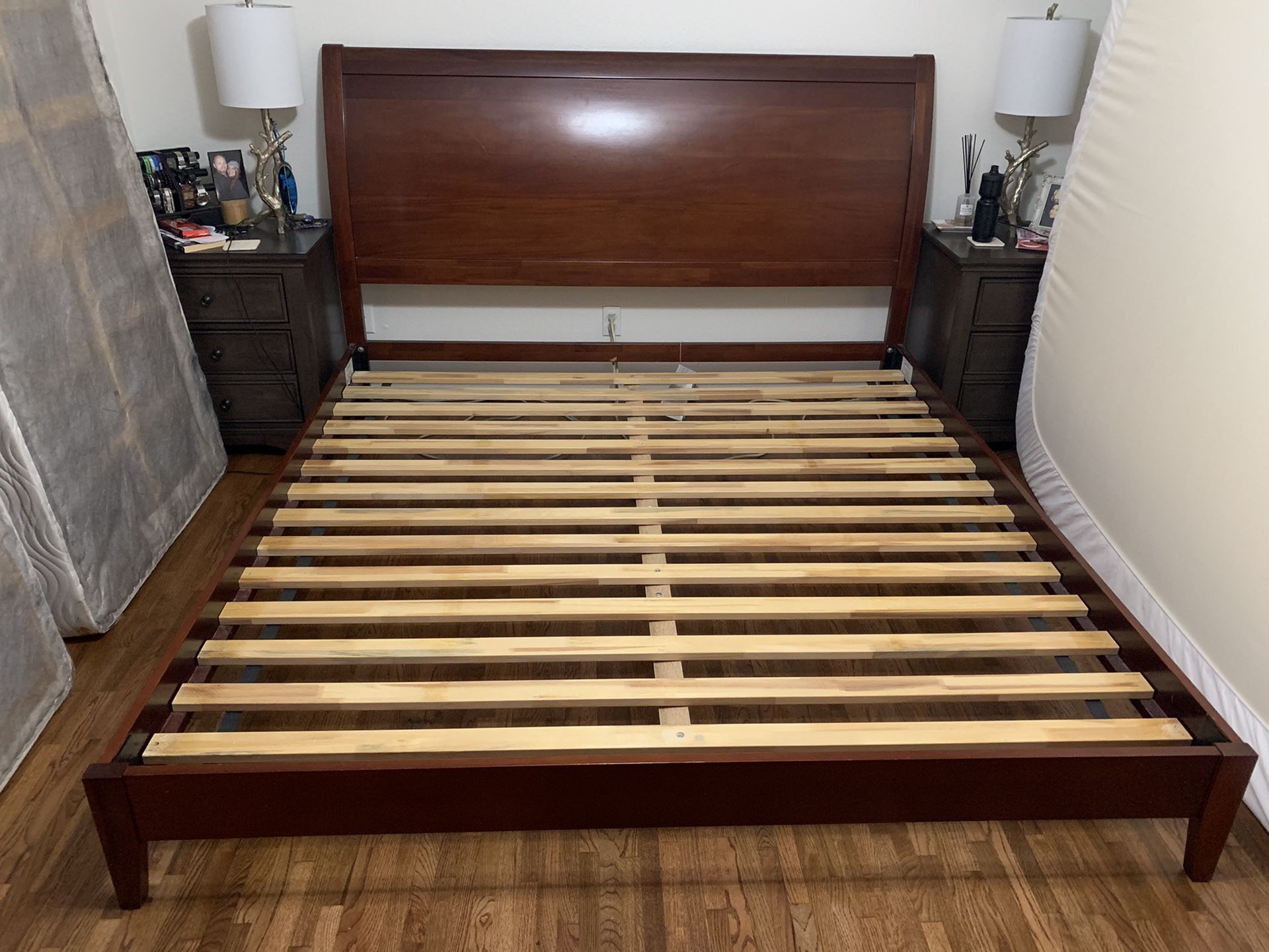 Wood platform king bed frame