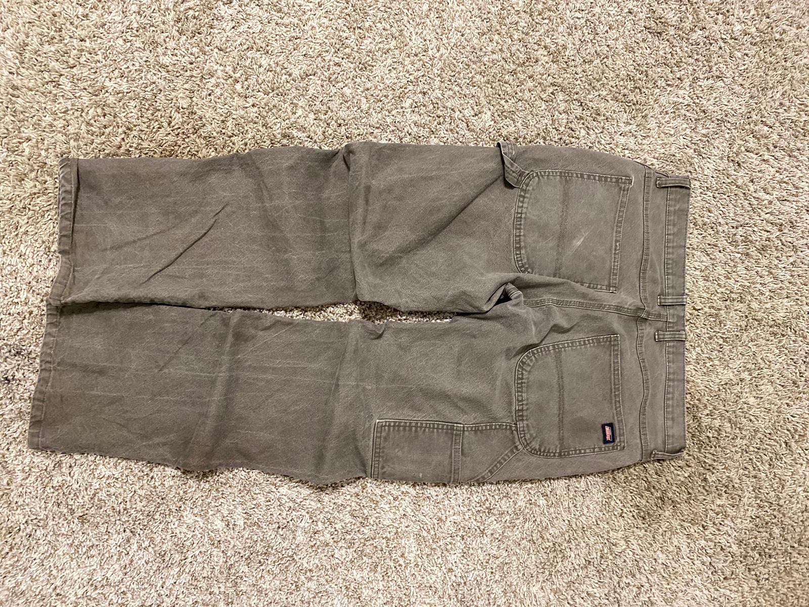 Dickies Men's Carpenter Pants Relaxed Fit, 8-9 Pocket Straight Leg Denim Jeans