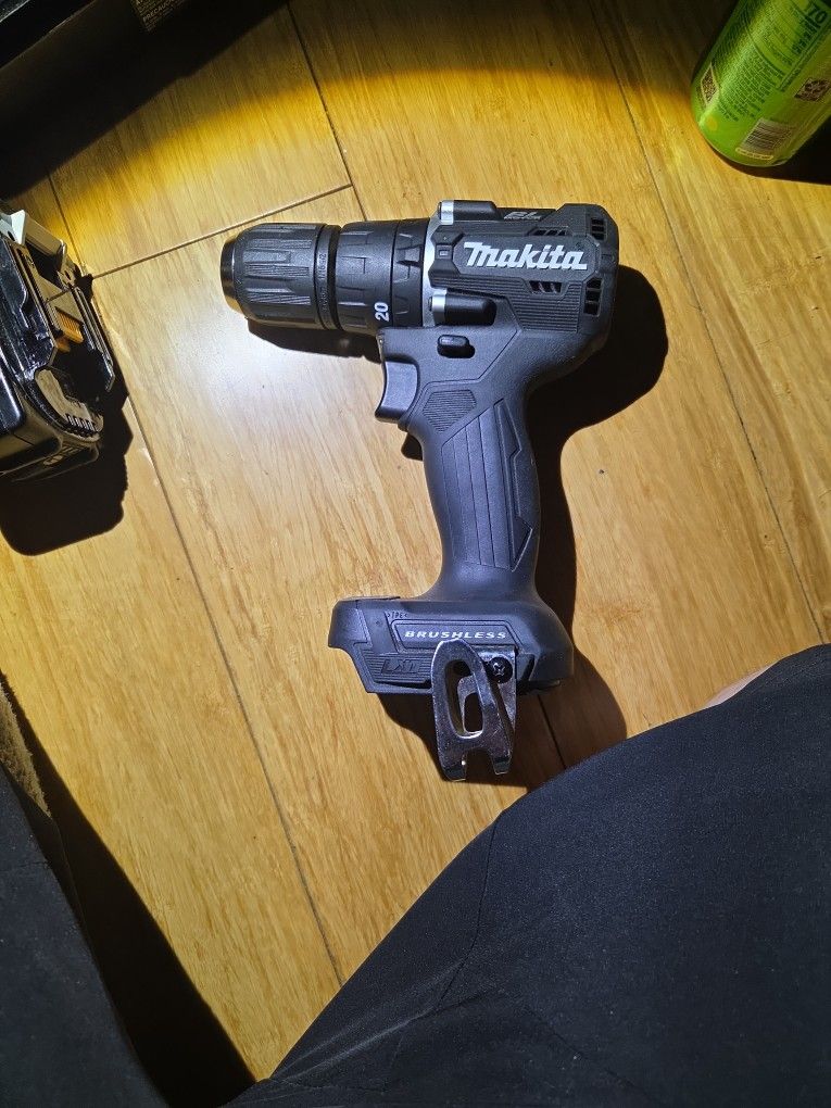 Makita Drill + 6.0 Battery + Rapid Optimum Charger