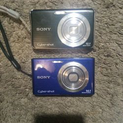 Two Sony Cyber Shots No Charger 