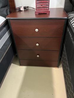 Nightstand 3 drawer