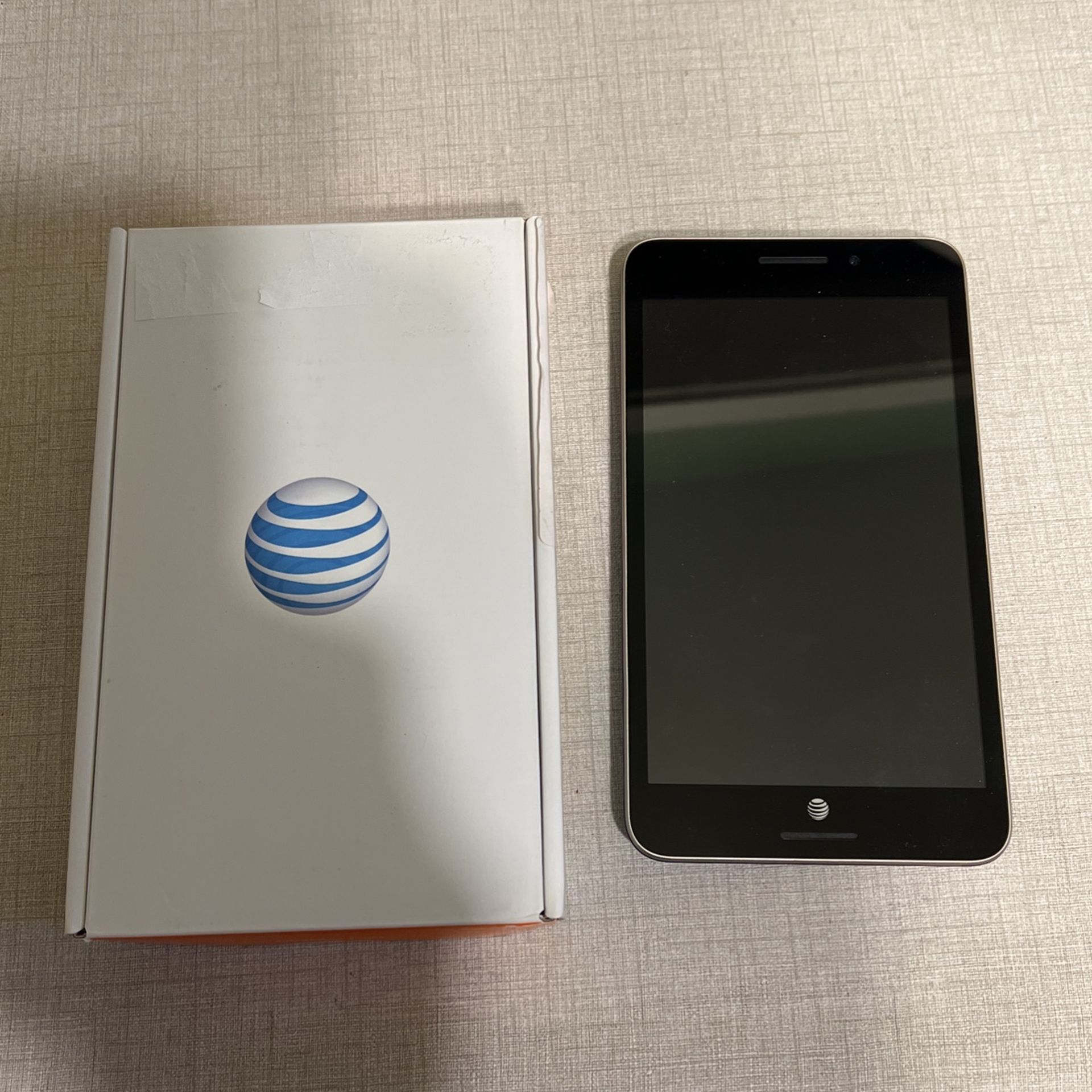 AT&T ASUS MEMO Pad 7 LTE